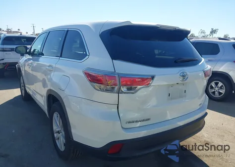 2015 Toyota Highlander Le z USA, uszkodzony, nr VIN 5TDZARFH3FS012560